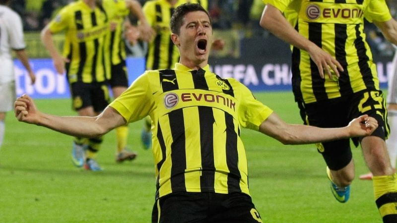 Lewandowski bùng nổ tại Dortmund