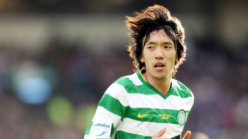Shunsuke Nakamura được mệnh danh là bậc thầy sút phạt